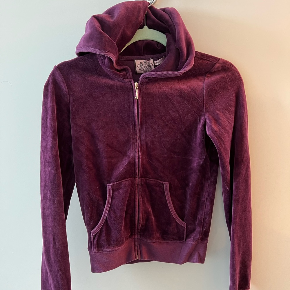 JUICY COUTURE - purple sweater